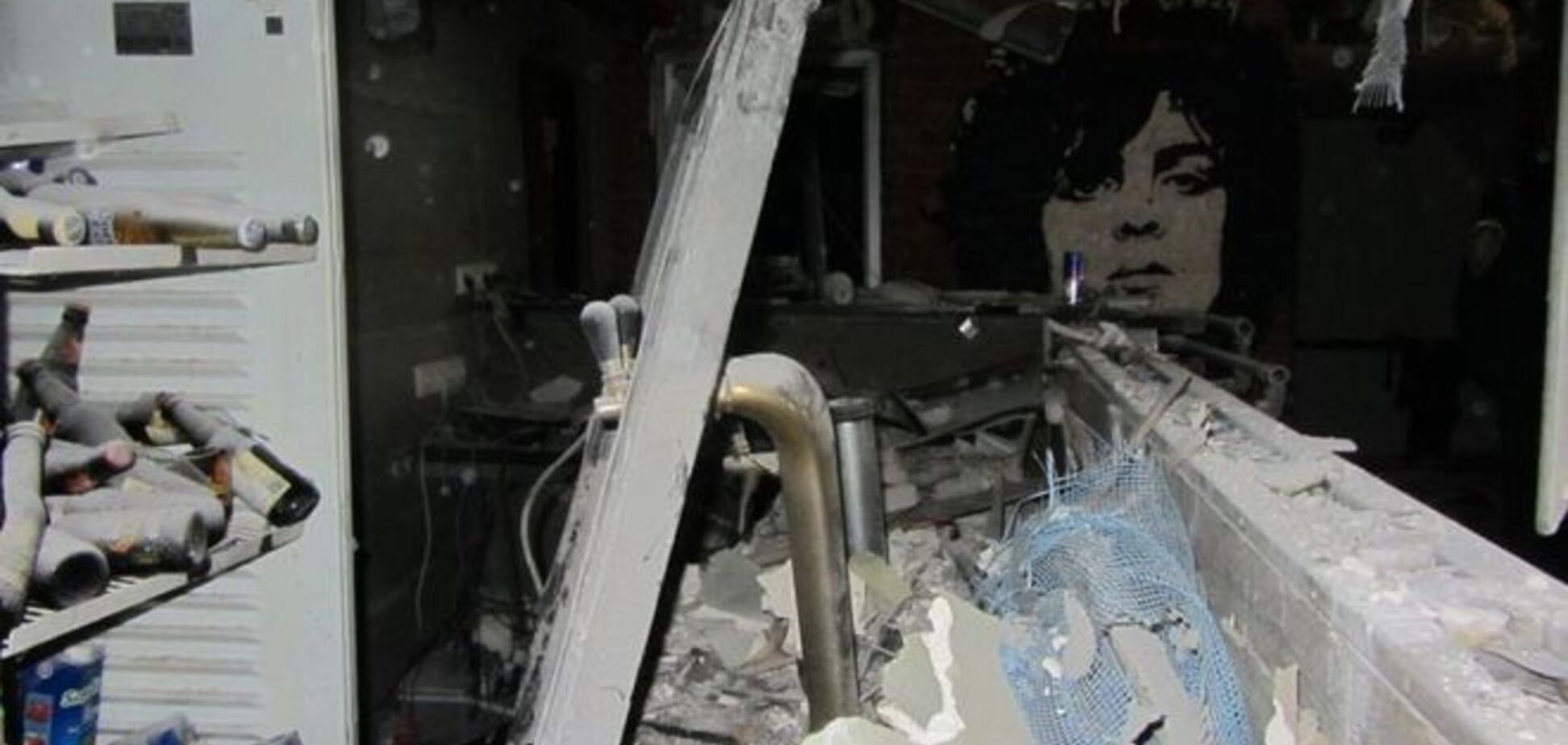 Директор паба 'Стена' выложил фото разрушенного заведения