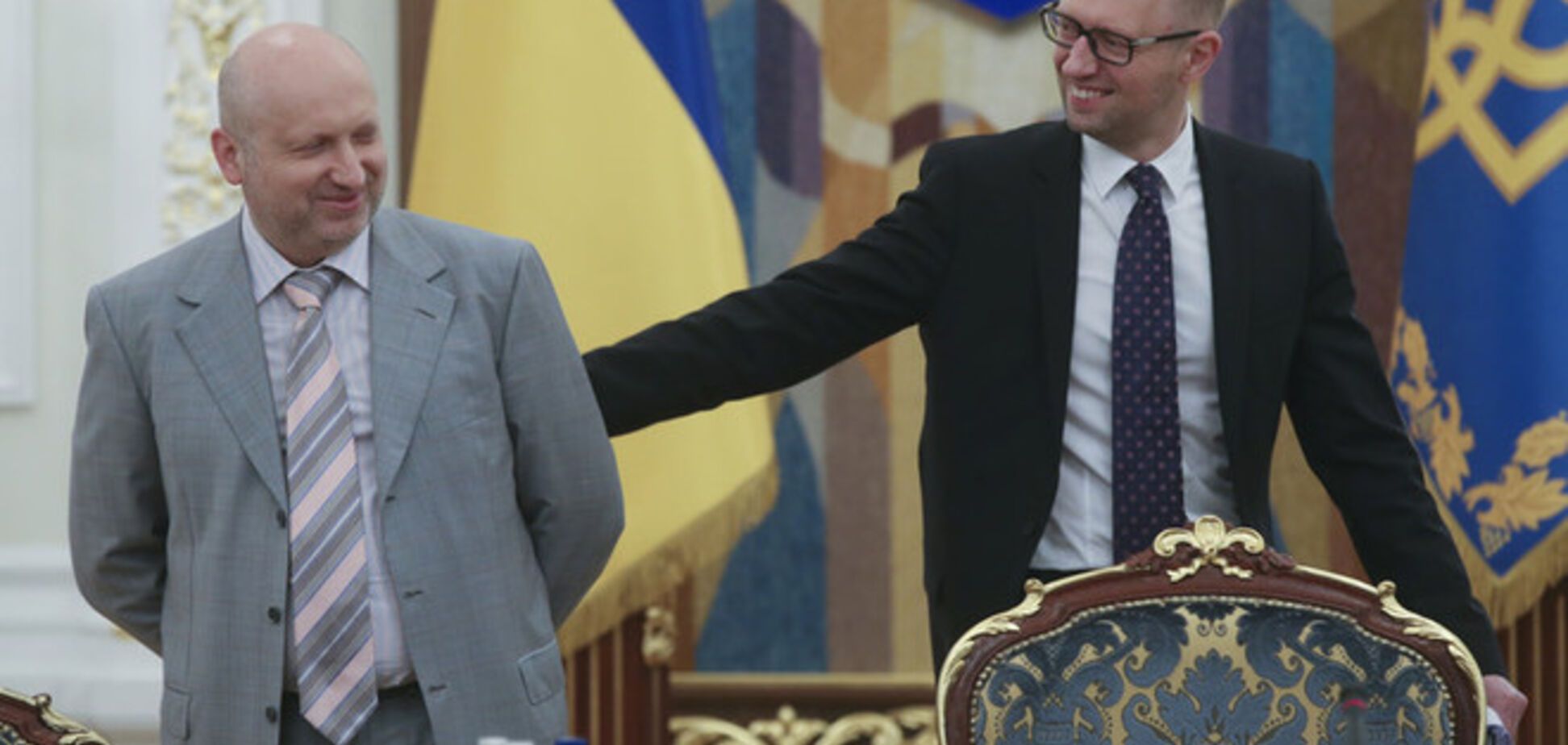 Турчинов почав люструвати Яценюка разом з міністрами, главами СБУ і Нацбанку