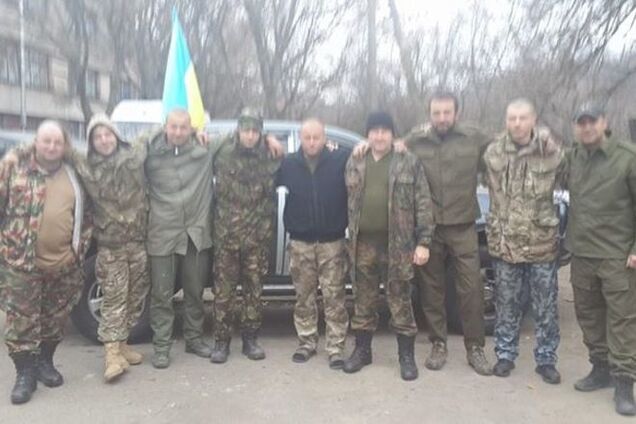 Ярош показал фото покинувших донецкий аэропорт 'киборгов' 'Правого сектора'