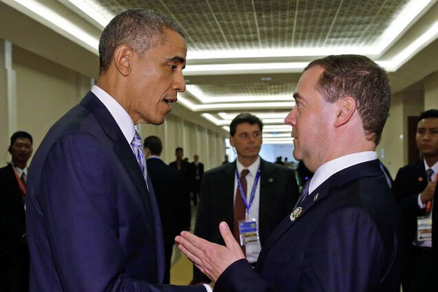 Медведєв чекає від США першого кроку для поліпшення відносин з РФ