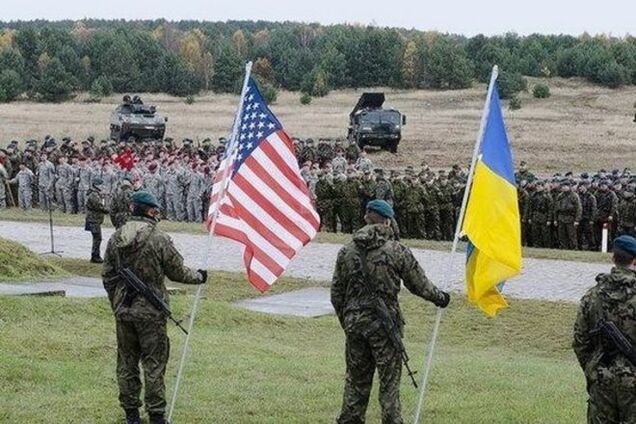 Во время 'минского протокола' Украине могли поставлять оружие из США