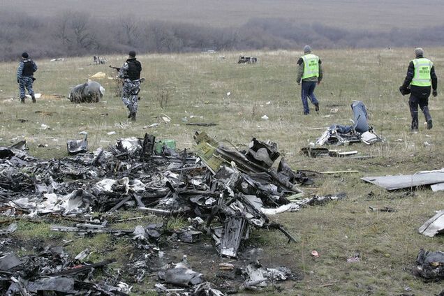 Авиакатастрофу Boeing-777 на Донбассе решили расследовать до августа 2015 года