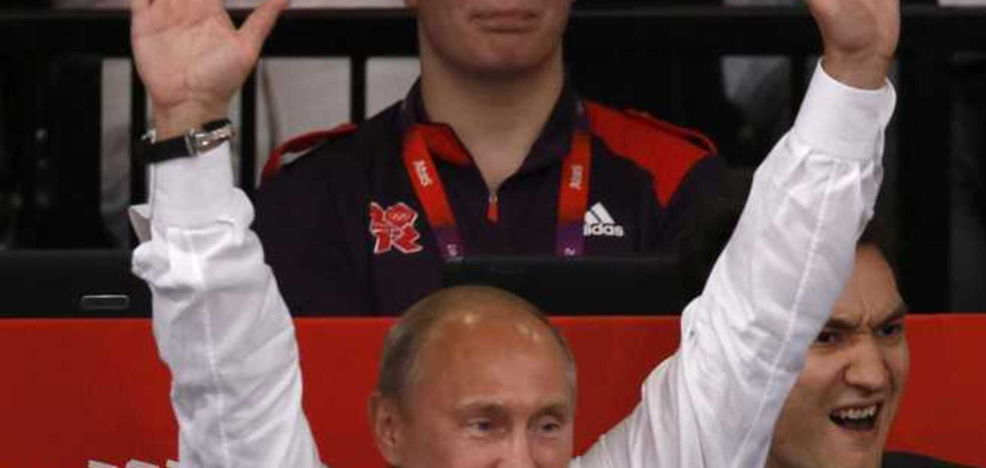 Рубль снова рухнул ниже психологической отметки