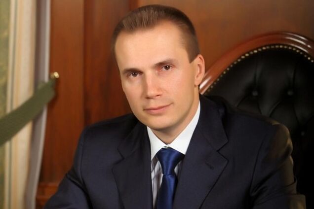 Сын Януковича пожаловался, что у него осталось всего $12 млн