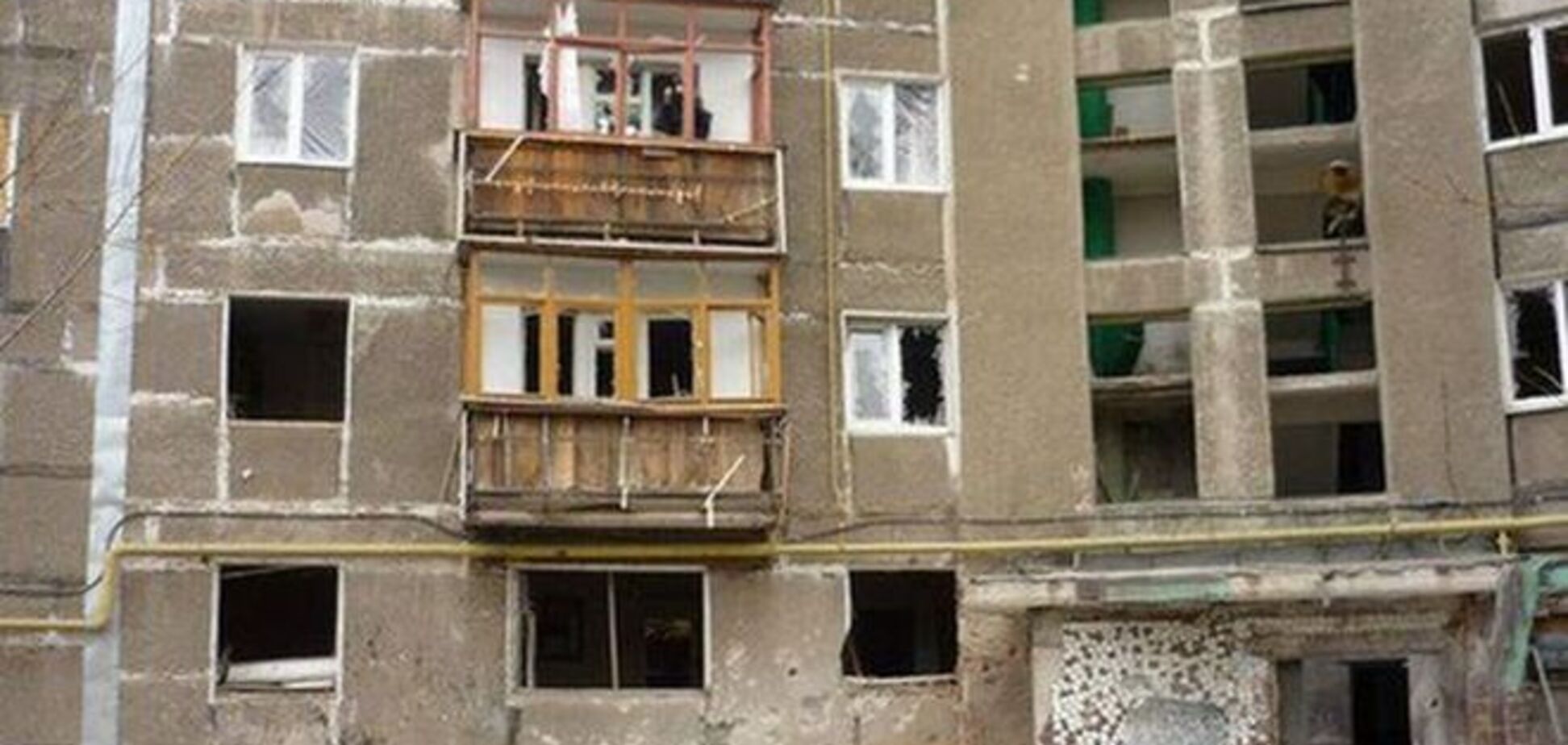 Последствия обстрела Горловки: пятеро погибших, в том числе двое детей