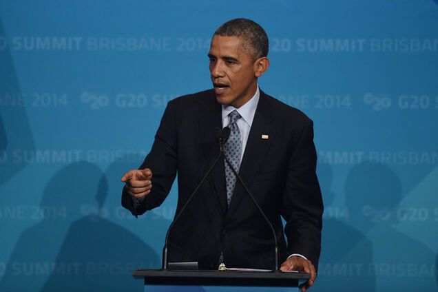 Обама потребовал от Кремля не вторгаться в Украину и не финансировать 'марионеток'