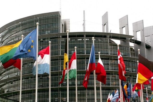 Совет ЕС и Европарламент на срочном совещании обсудят ситуацию в Украине