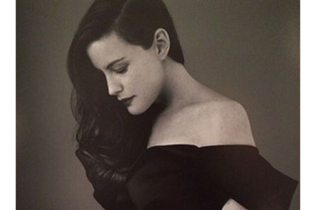 Лив Тайлер опубликовала 'беременное' селфи