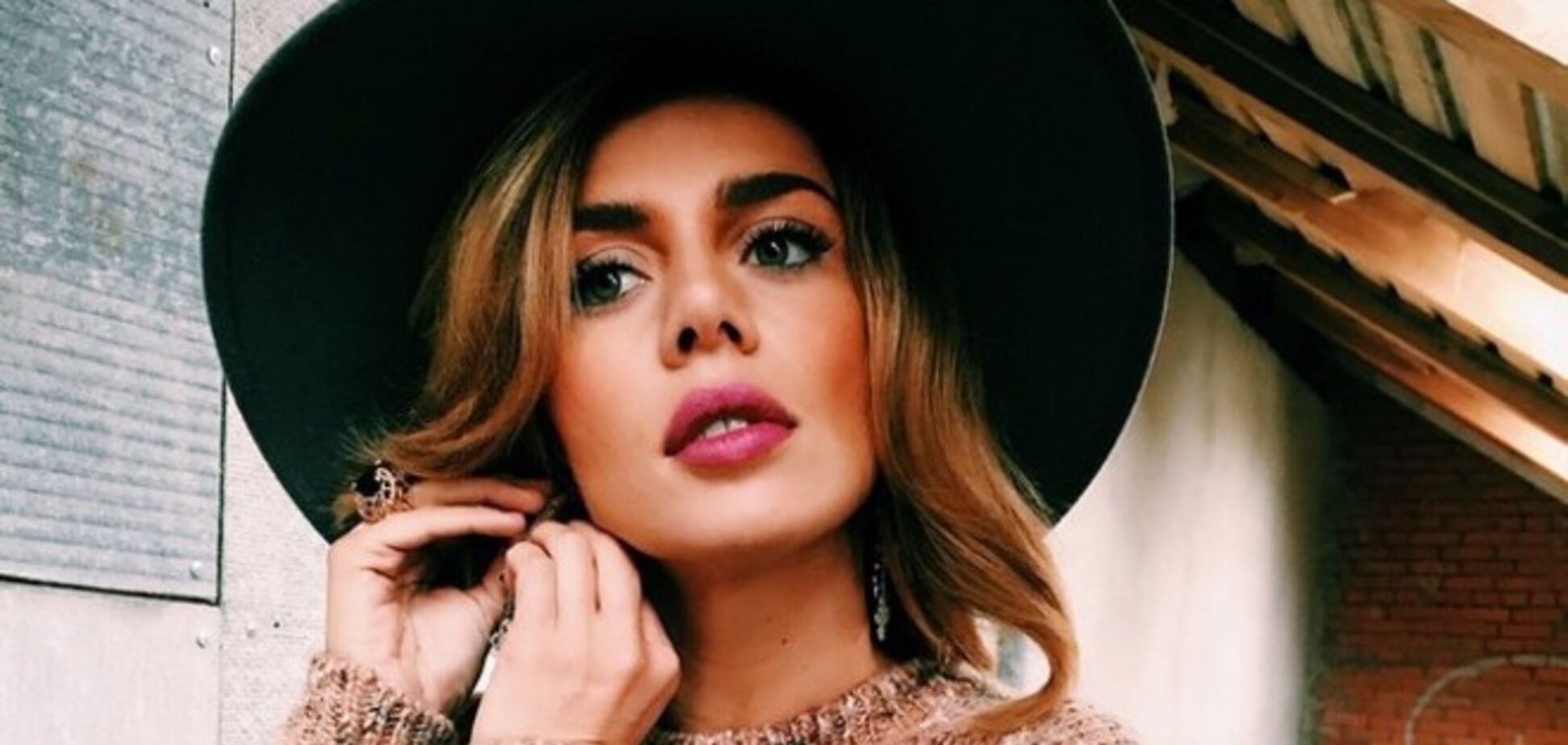 Анна Седокова показала своих красавиц-дочек