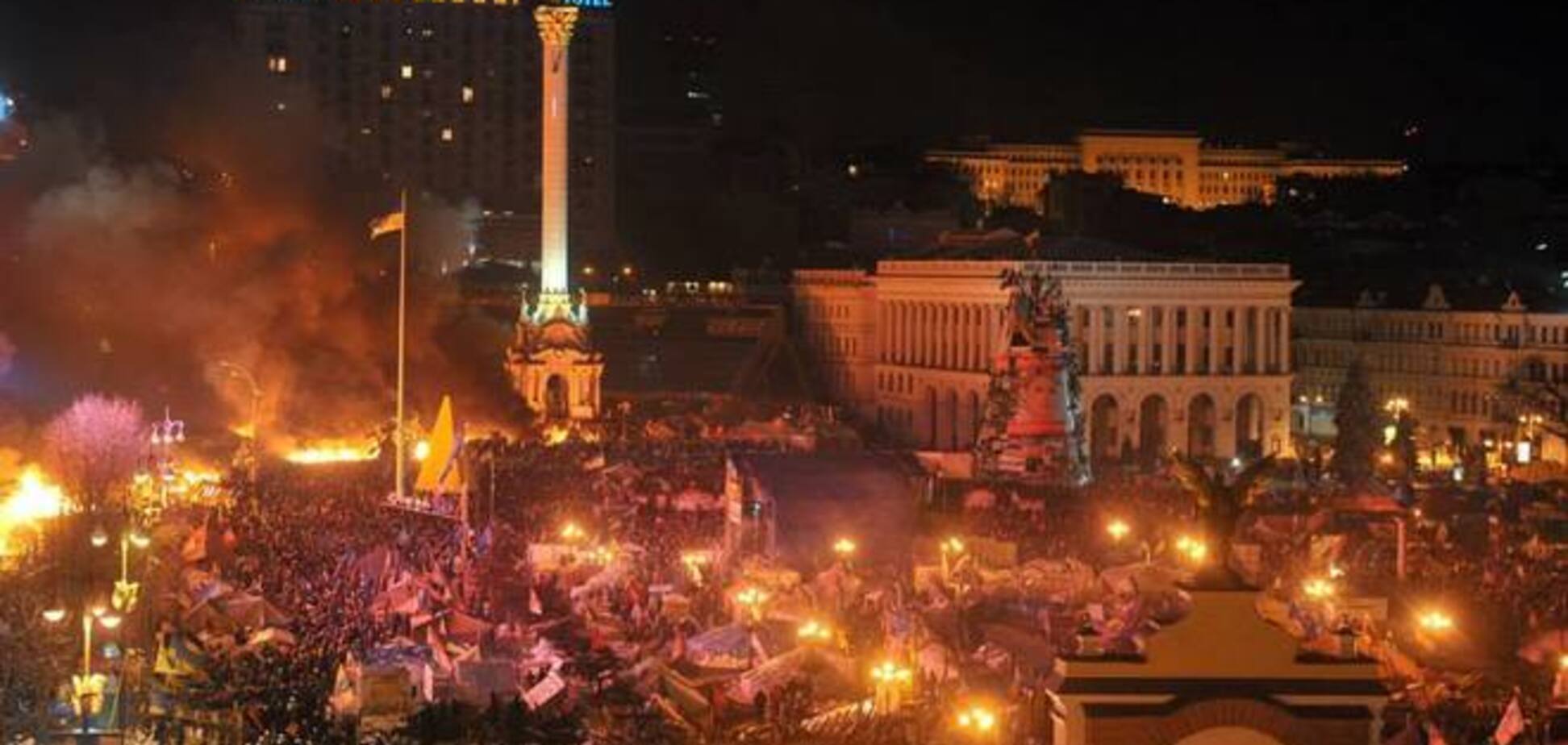 В соцсети опубликовали 42 легендарных фото с горящего киевского Евромайдана