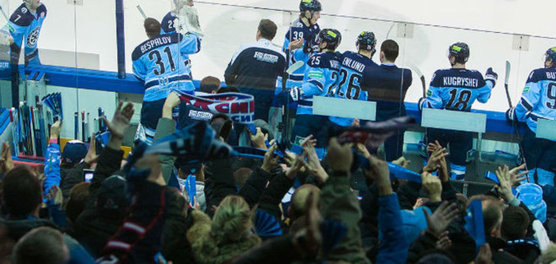 В России полиция оконфузилась во время хоккейного матча