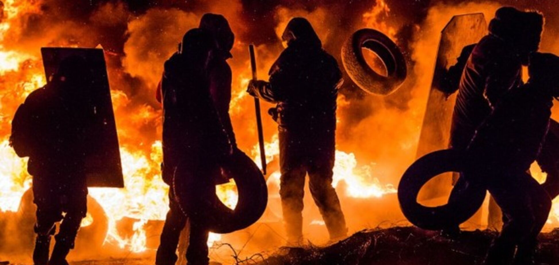 Москвичи шутят: не выбрасывайте старые покрышки – скоро на Майдан