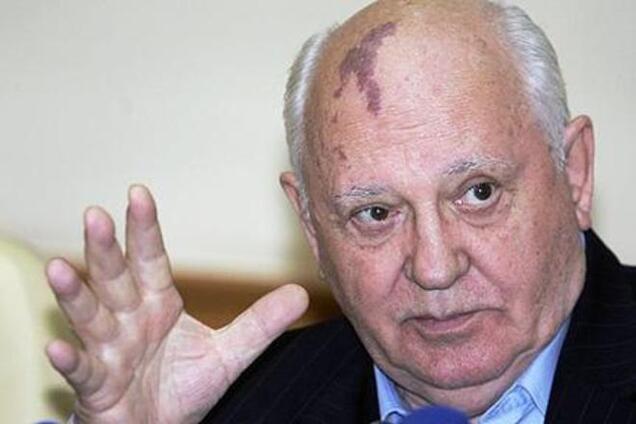 Горбачов упевнений, що Захід визнав Крим частиною Росії