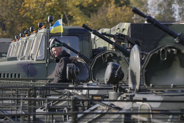 Террористы 'Градами' накрыли бойцов АТО на трассе Бахмутка и атаковали донецкий аэропорт