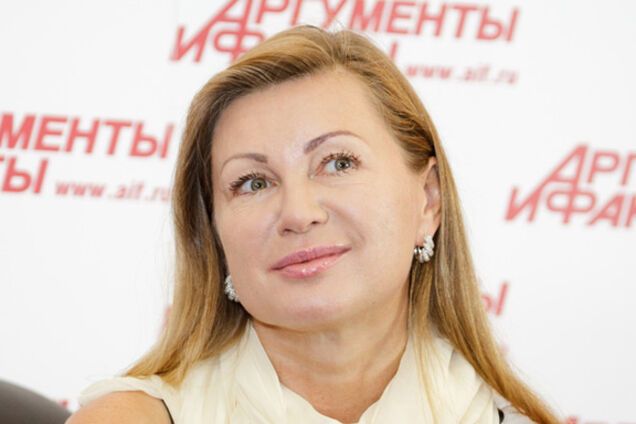 Перед луганчанами в день 'выборов' пела исполнительница хитов 'Русская водка' и 'Вор'