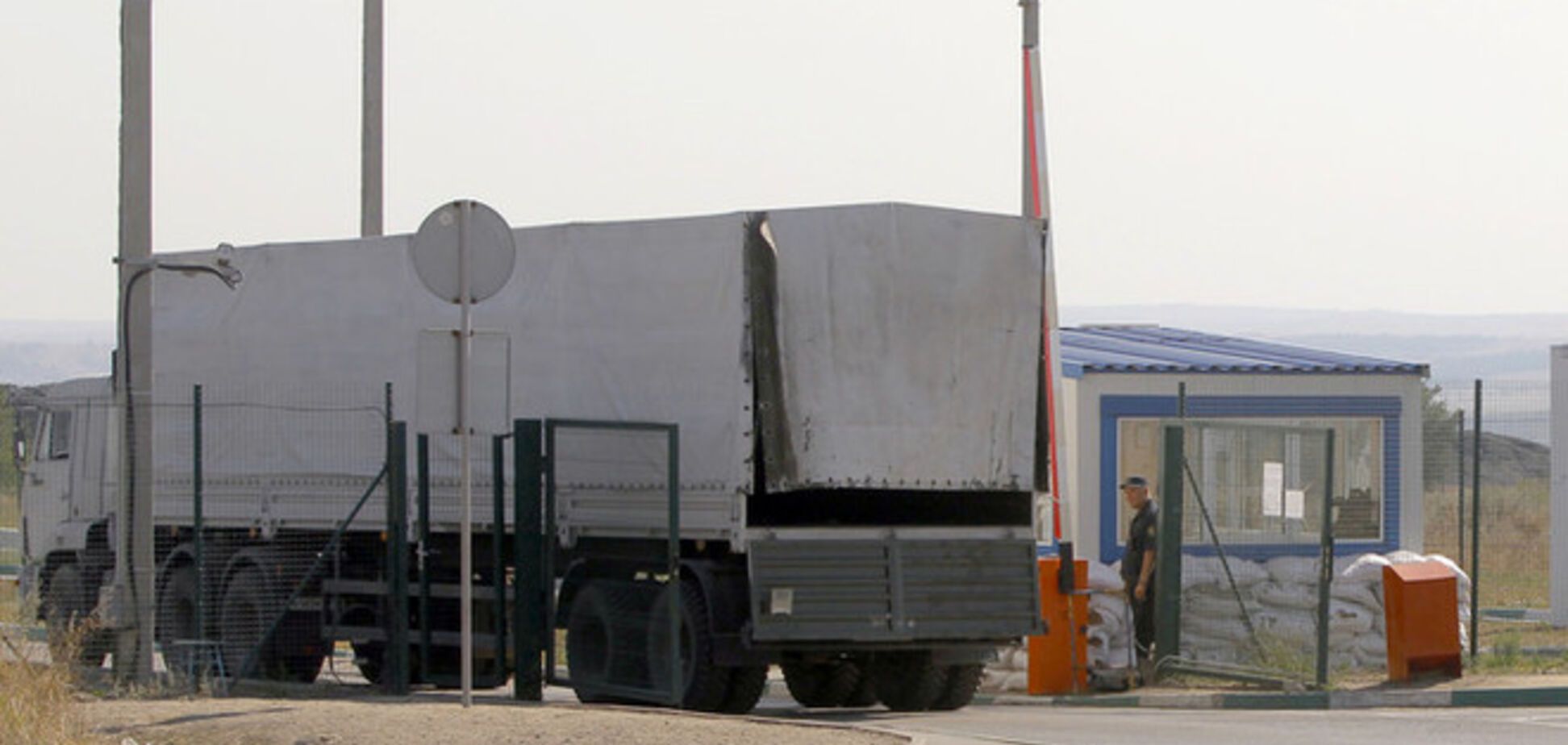 Очередной путинский 'гумконвой' вернулся в Россию