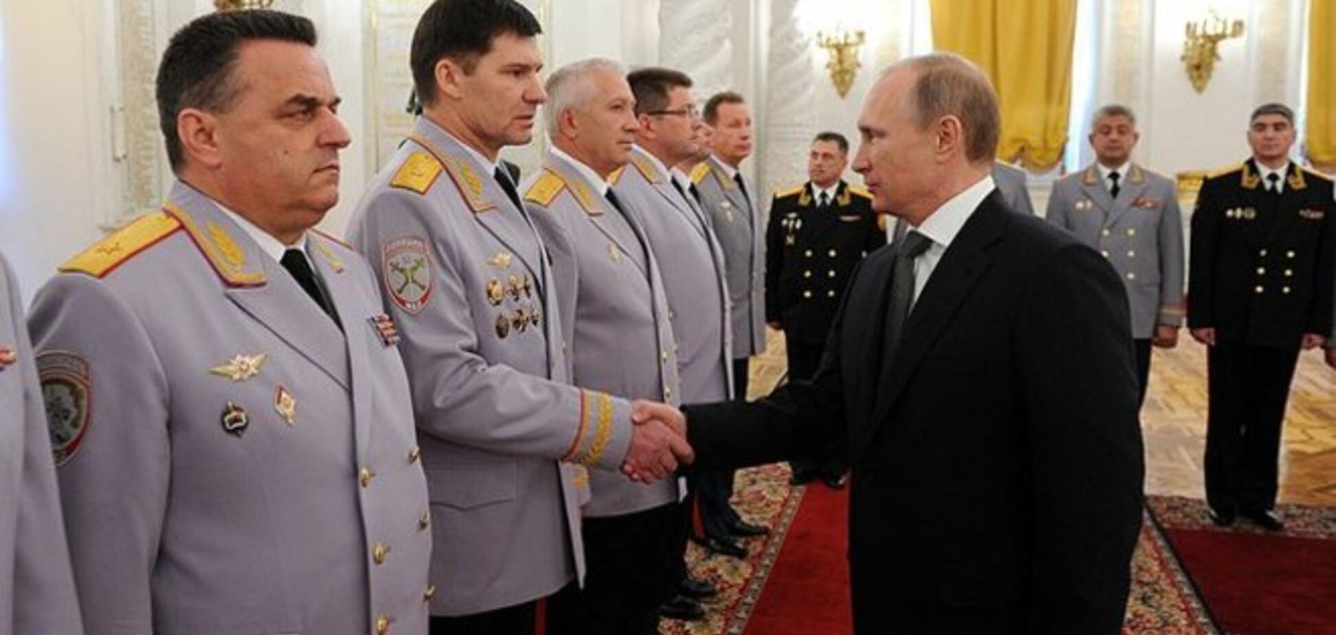 Путин может пойти ва-банк, но против него составят заговор - правозащитник Буковский