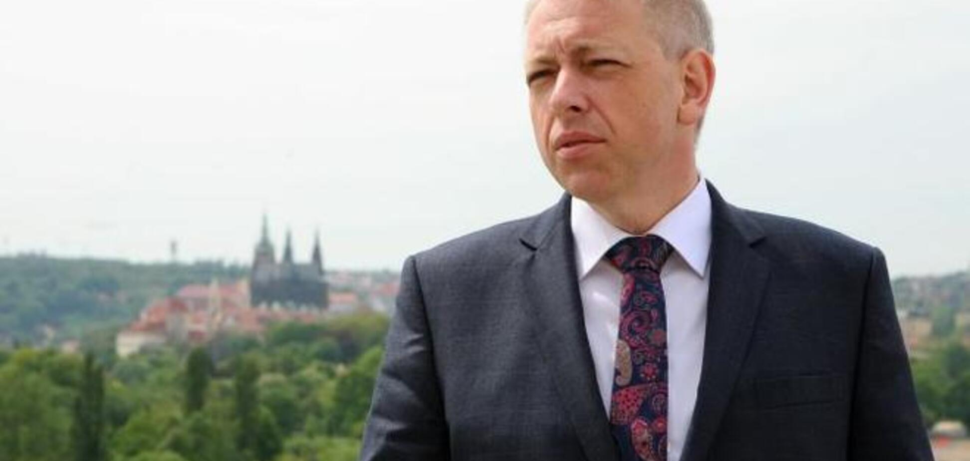 Министру внутренних дел Чехии прислали  из-за границы посылку с ядом