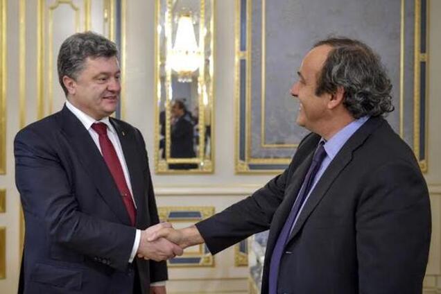 Порошенко напомнил Платини, что футбольный Крым есть и будет украинским