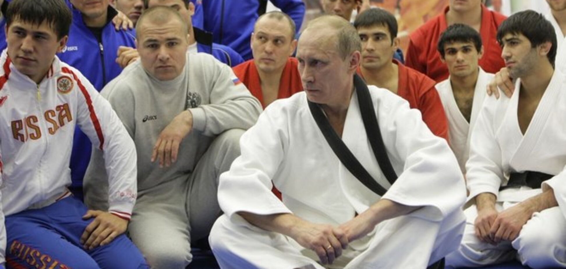 Путин получил очередную мастерскую степень по каратэ