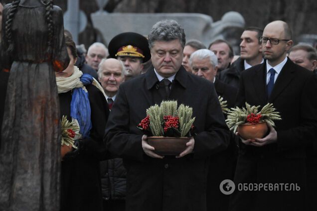 В Киеве почтили память жертв Голодомора: опубликованы фото и видео