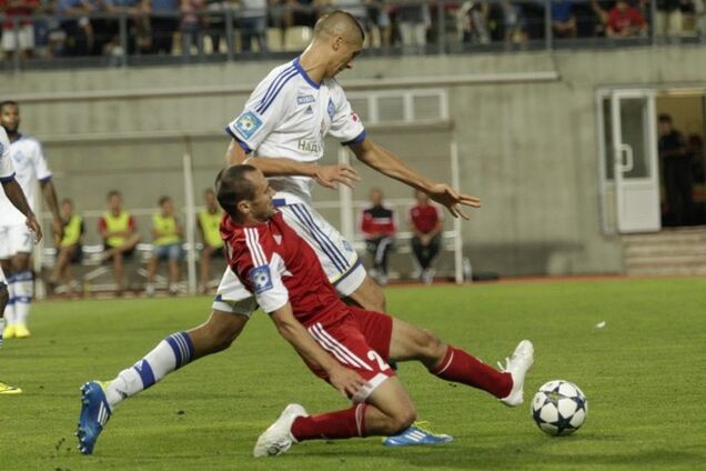 'Динамо' с трудом обыграло запорожских 'казаков': видео голов