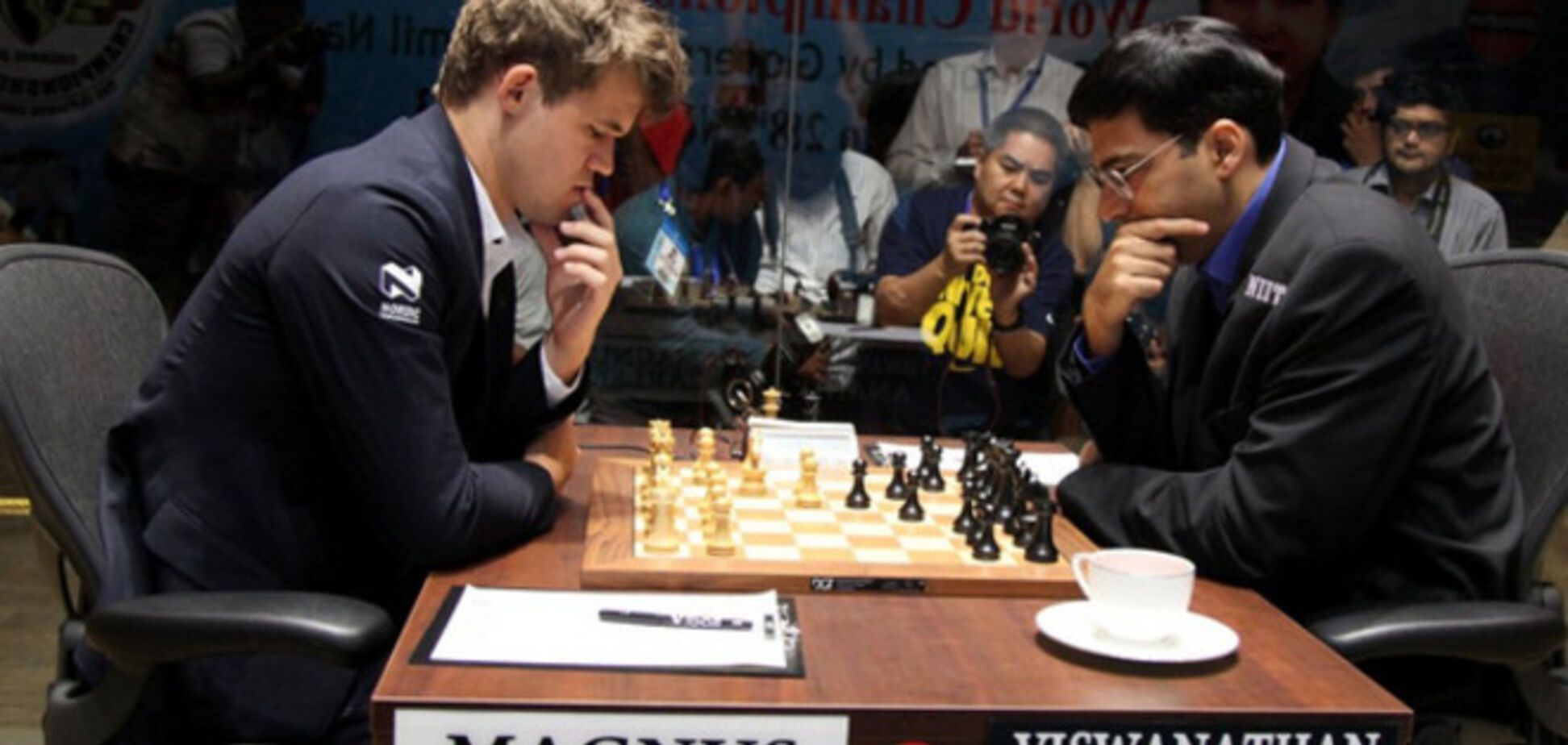 Карлсен защитил в Сочи звание чемпиона мира по шахматам