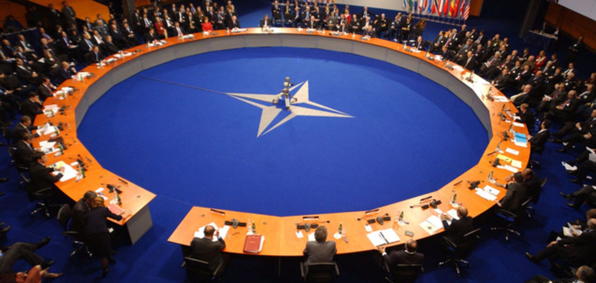 НАТО приняло проект резолюции по оказанию поддержки Украине