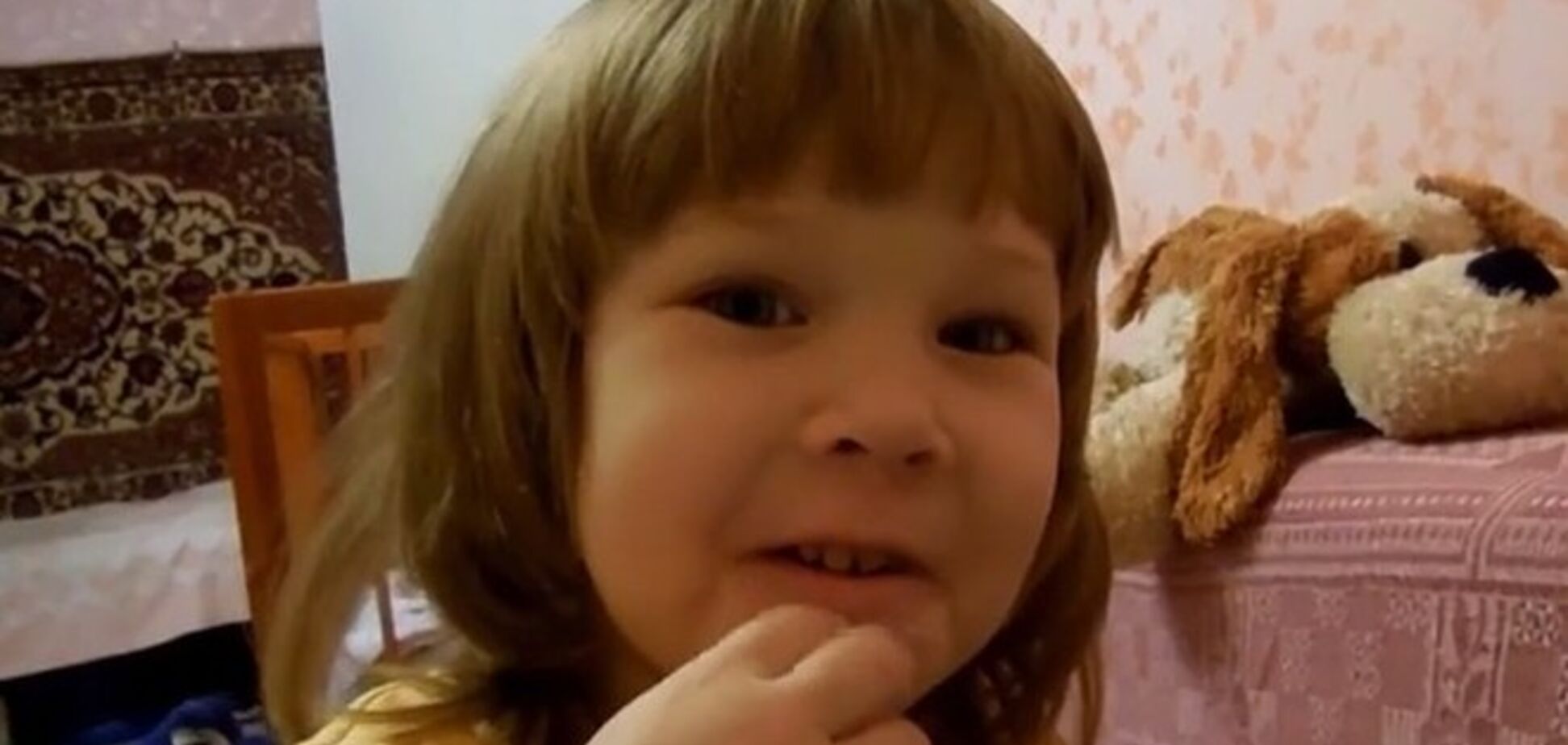 Трирічна дівчинка пригрозила меру через ожеледицю: тебе треба 'у куток поставити і відшльопати'