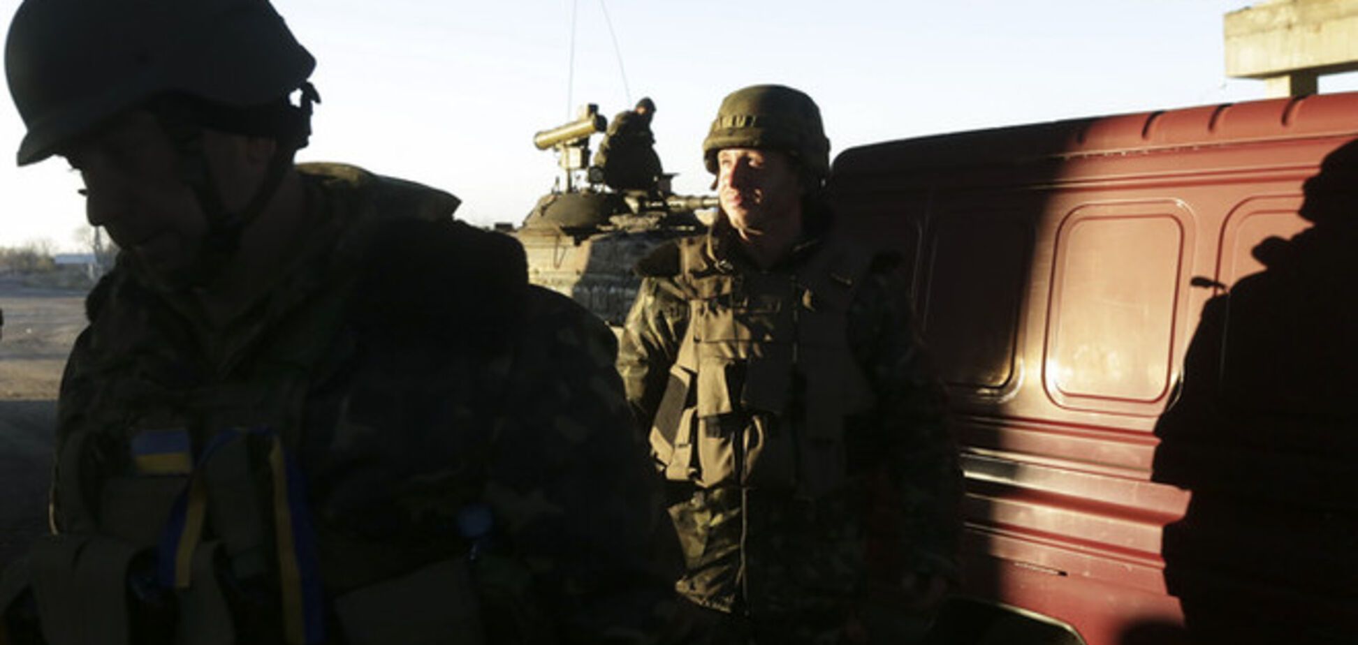Российско-террористические войска 'выдавливают' украинскую армию с выгодных позиций
