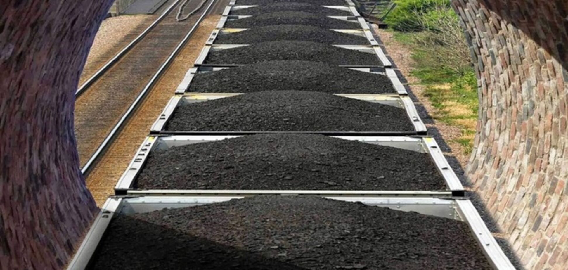 Россия остановила поставки в Украину энергетических марок угля – источник