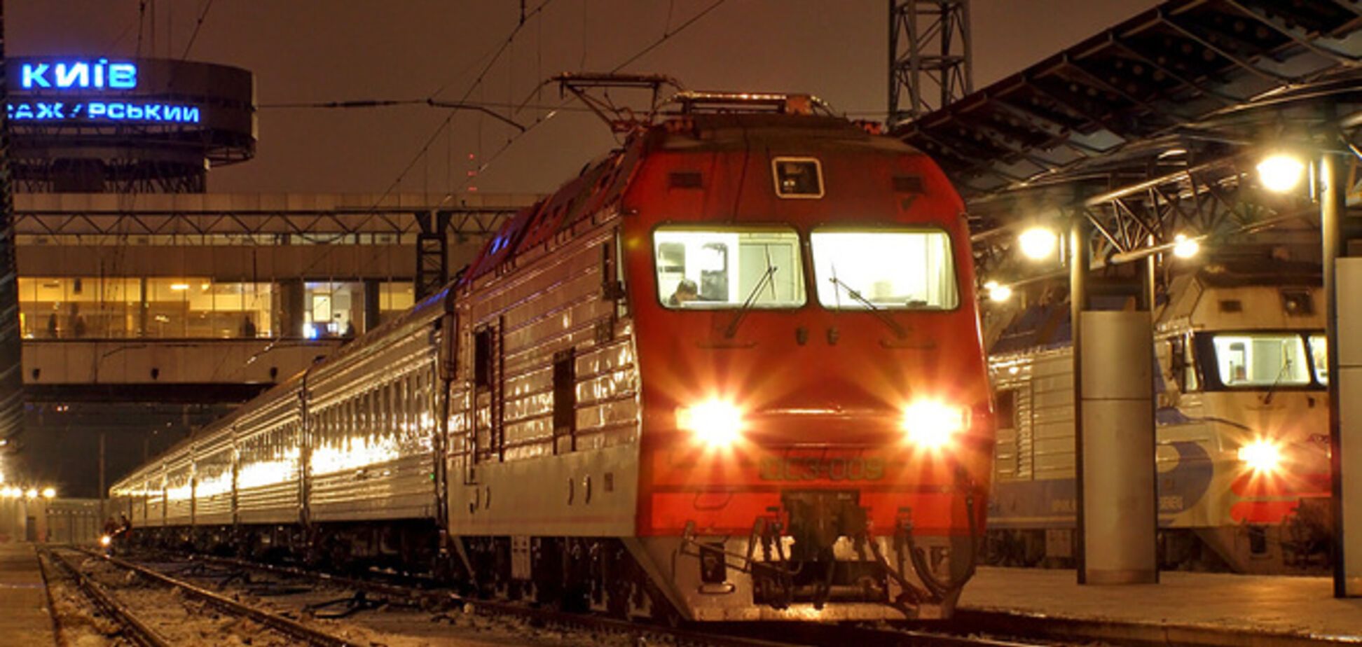 'Укрзалізниця' прекращает движение поездов в зоне АТО