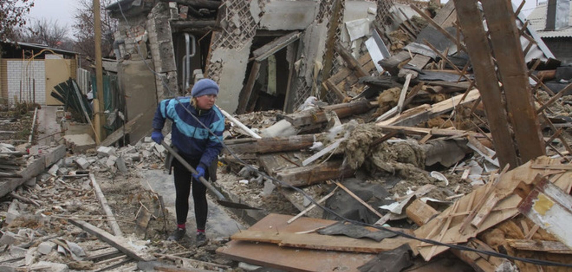 Донецьк під обстрілом: будинки знищені вщент, перебитий газопровід, за добу загинуло троє мешканців