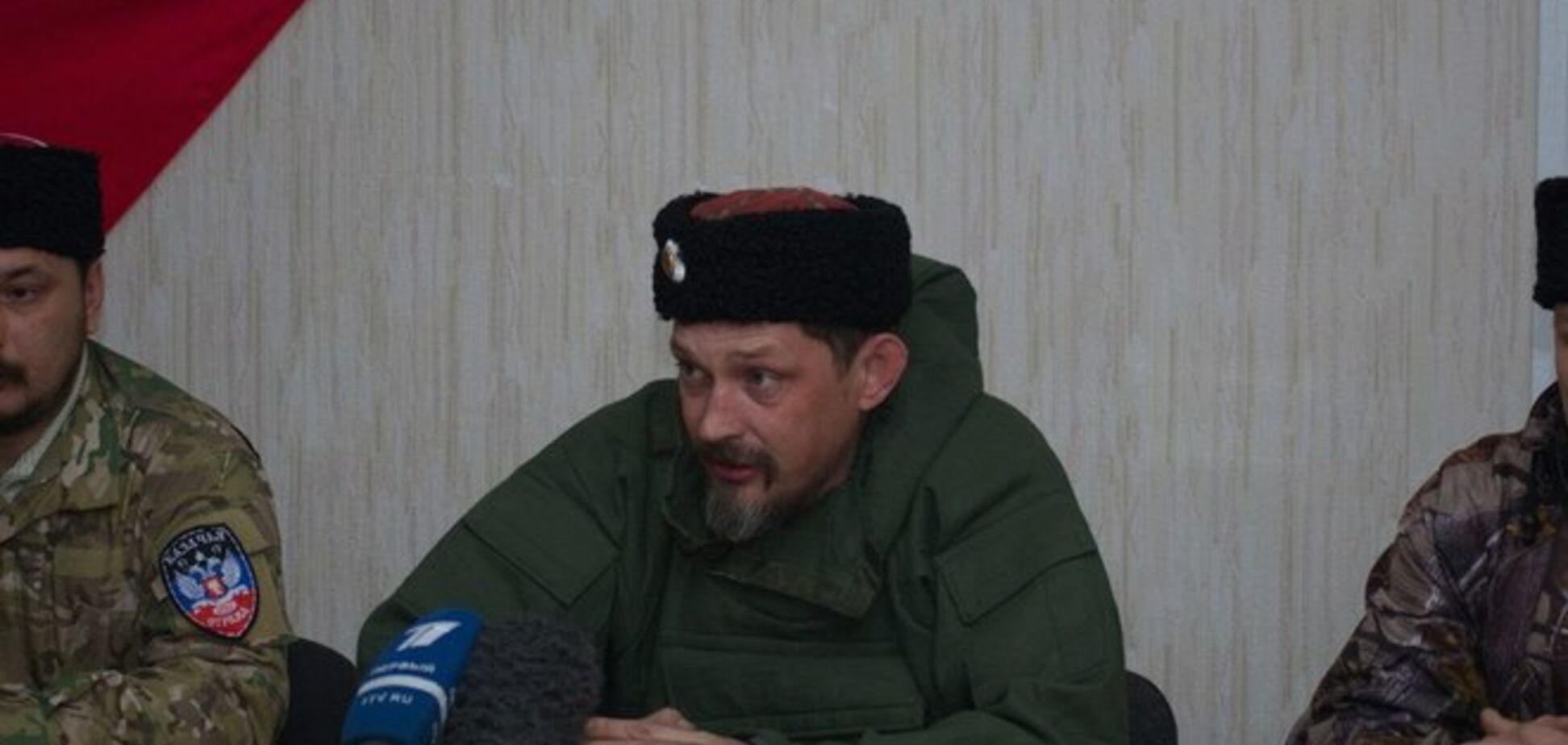 Ватажок 'козаків' 'ЛНР' пригрозив, що тепер брати в полон українських солдатів його банда не буде
