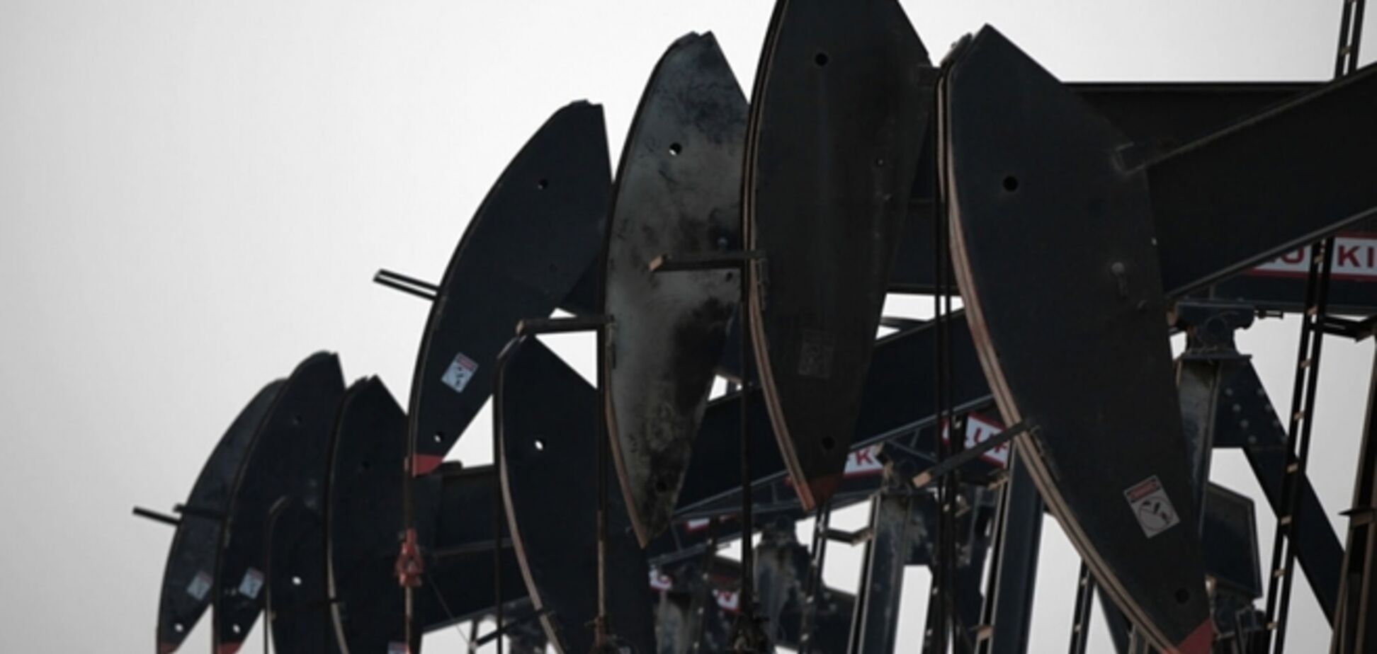 Цены на нефть продолжают падать