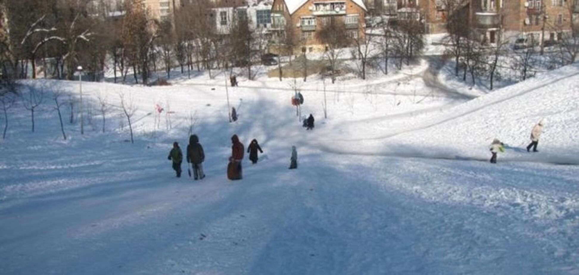 Где покататься на санках в Киеве: лучшие горки