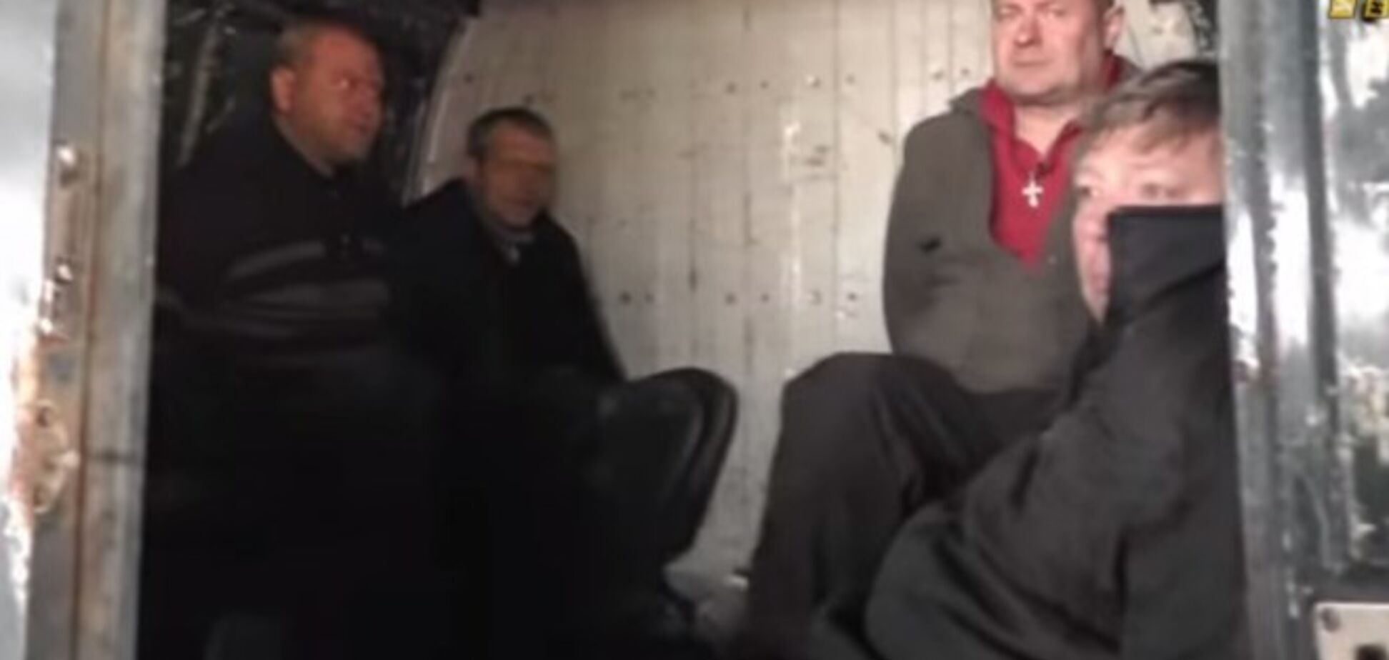 У Пісках сили АТО затримали бойовиків 'ДНР' та пособника терористів, екс-співробітника СБУ: опубліковано відео