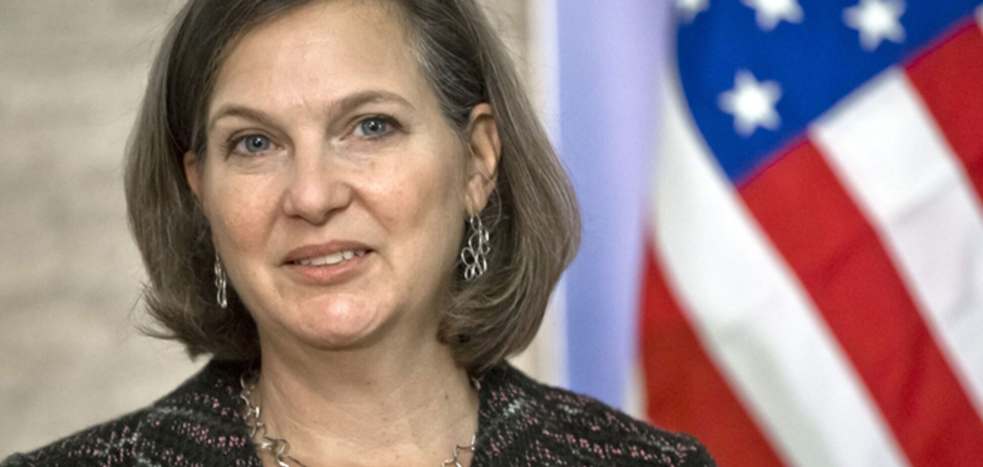 Нуланд: 'гумпомощь' из РФ – это топливо для танков и снабжение для террористов