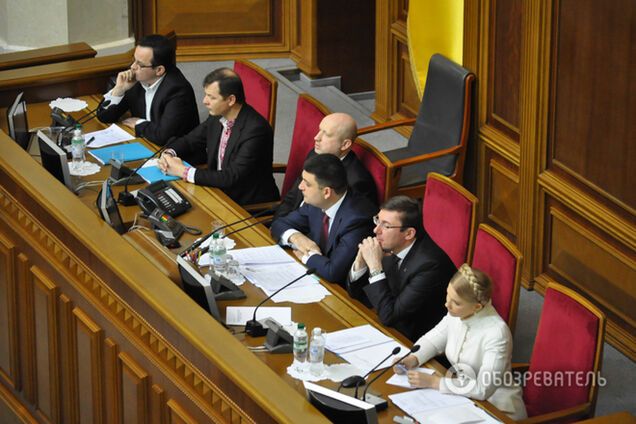 Старт новой Рады. Реакция экспертов и соцсетей