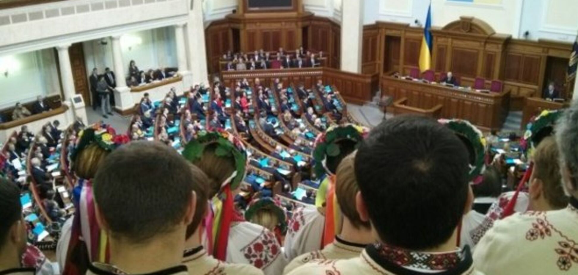 Первый день последнего постсоветского парламента Украины