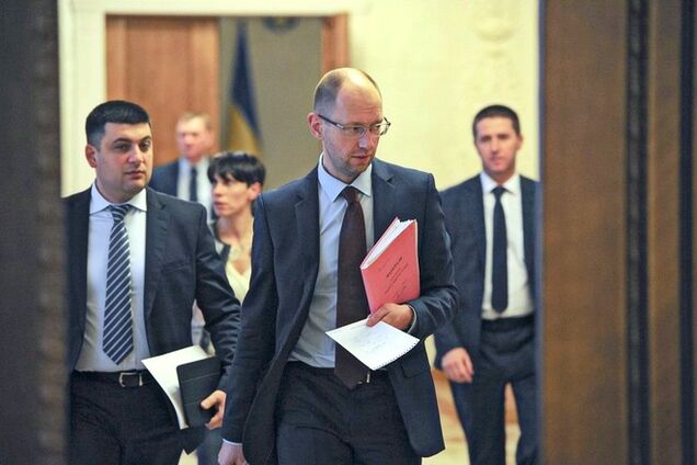 Сегодня парламент назначит Гройсмана спикером, а Яценюка подадут в премьеры – Луценко