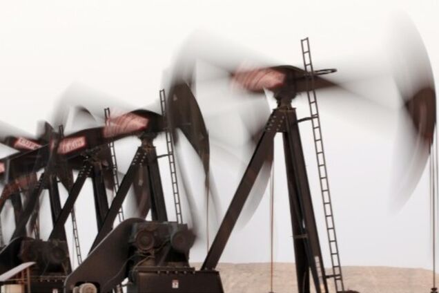 Цены на нефть продолжают стремительное падение: Brent - 72$, WTI - 69$