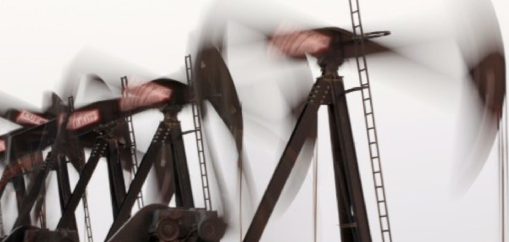 Цены на нефть продолжают стремительное падение: Brent - 72$, WTI - 69$