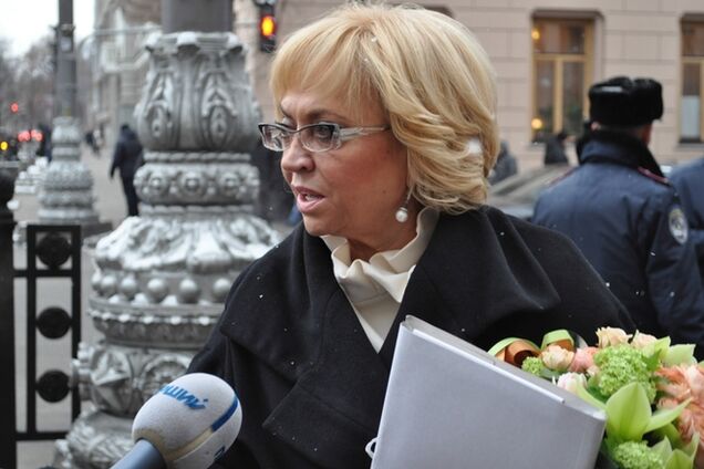 Нардепы 8 созыва Верховной Рады вводят моду на жемчуг