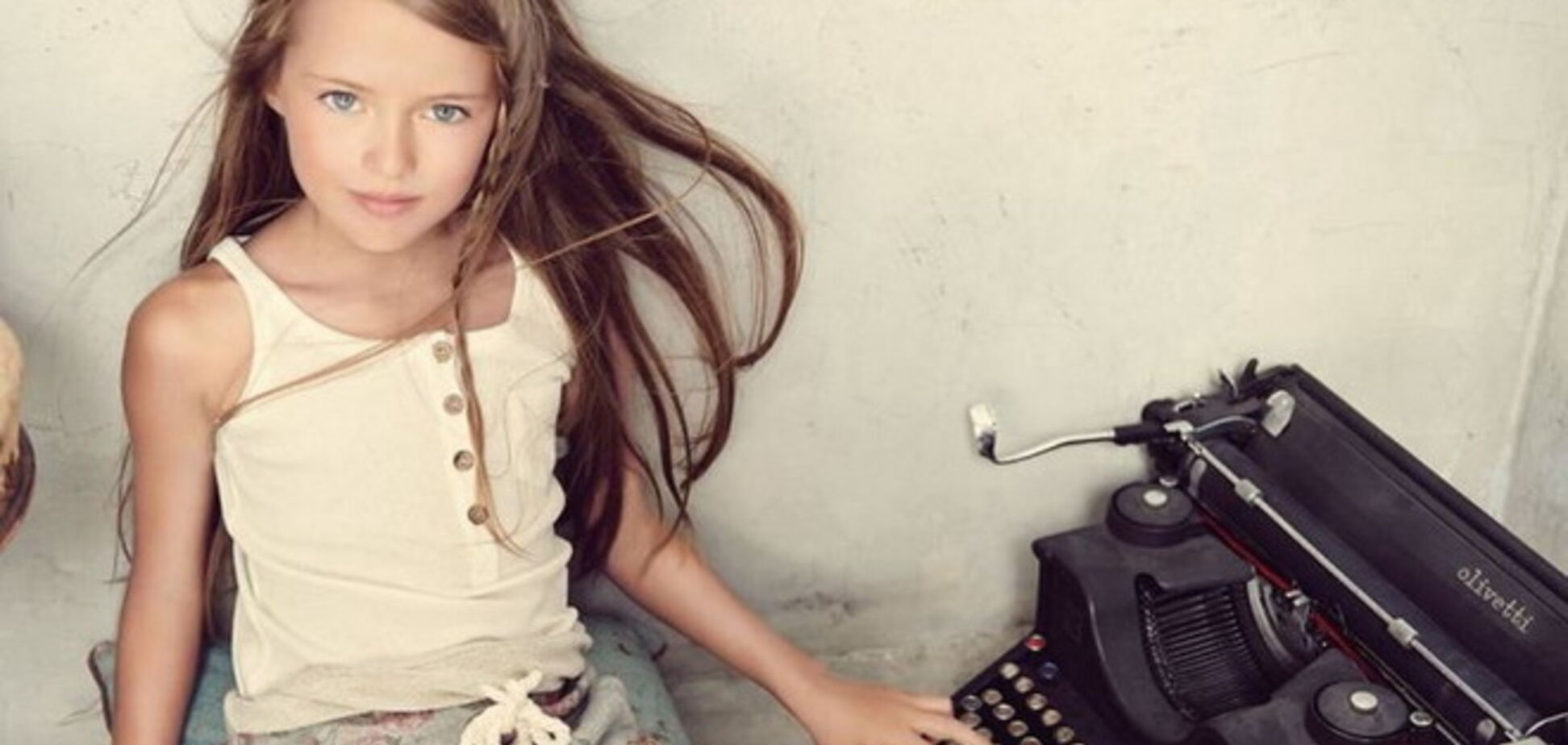 9-летняя дочь российского футболиста признана самой красивой девочкой в мире