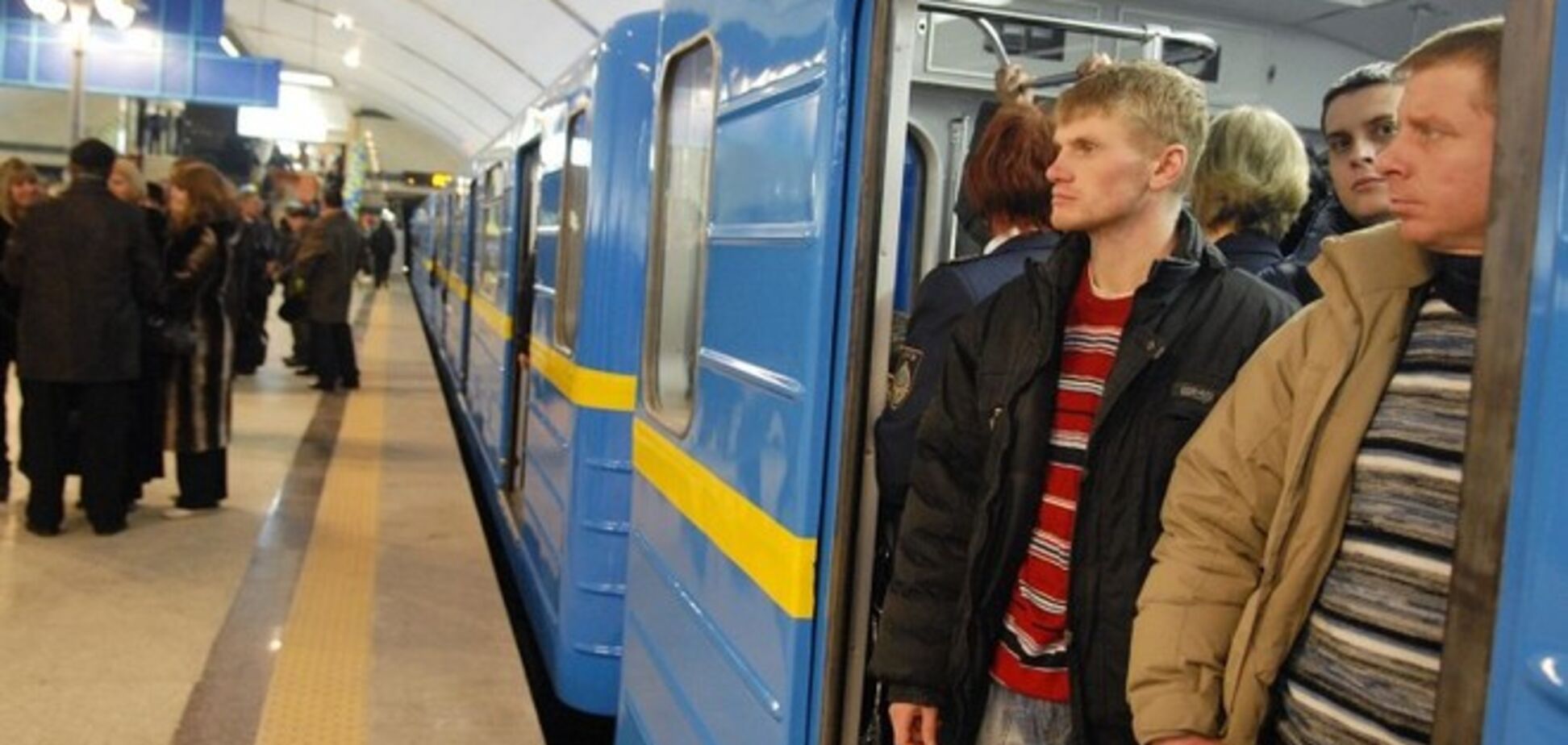 Киевляне иронизируют по поводу 50 грн за поездку в метро