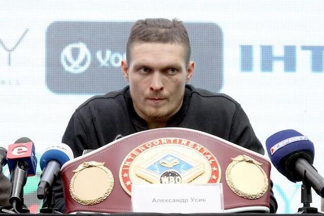 Усика ведут к чемпионскому бою против Хука: фото, видео