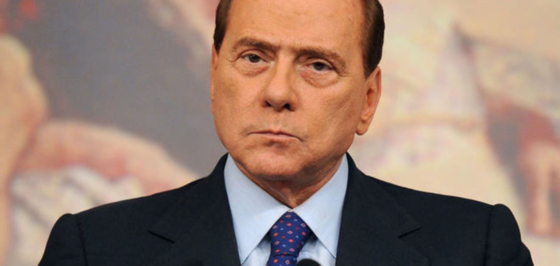 Берлускони предложил ввести в Италии национальную валюту