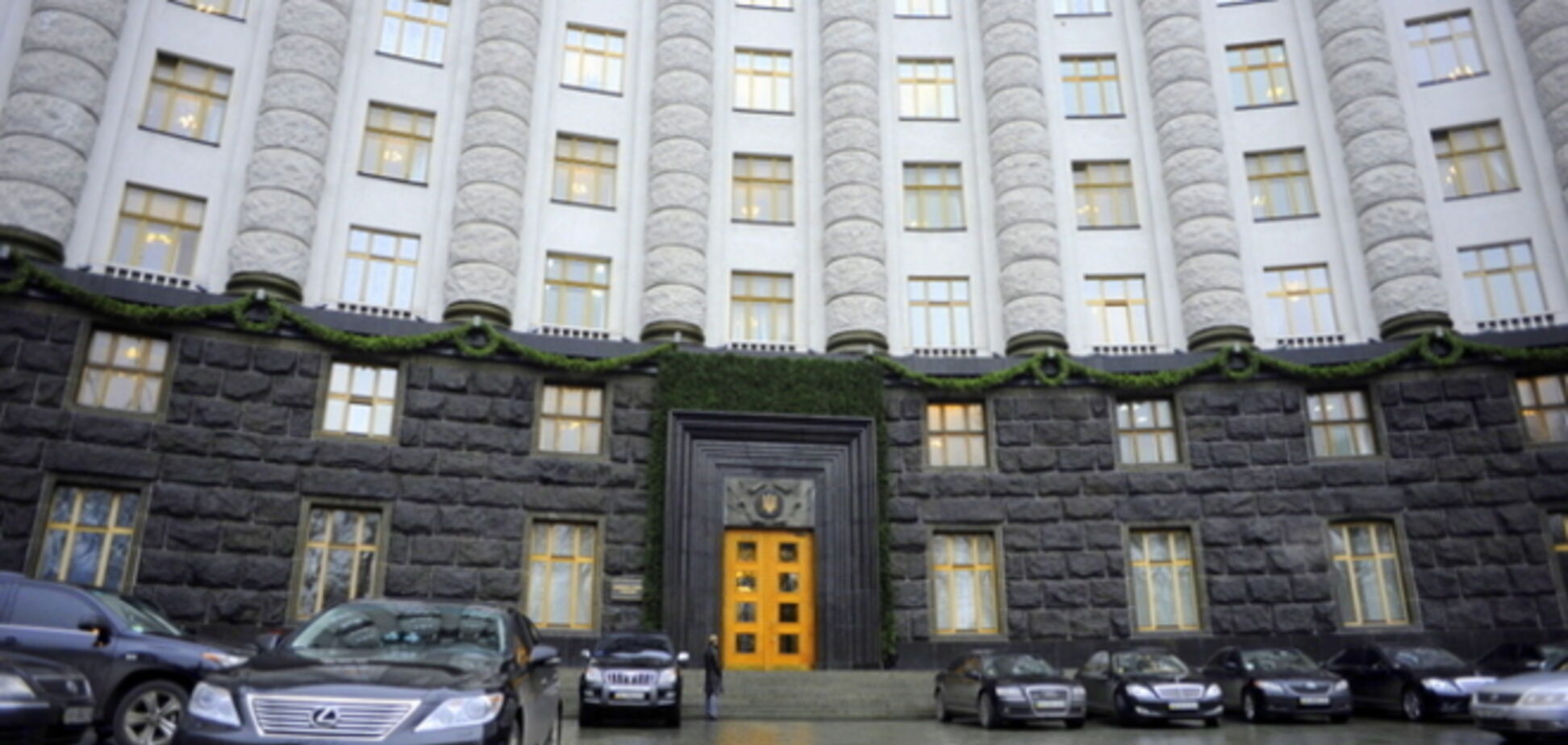 Для работы в украинском Кабмине нашли уже 24 иностранца