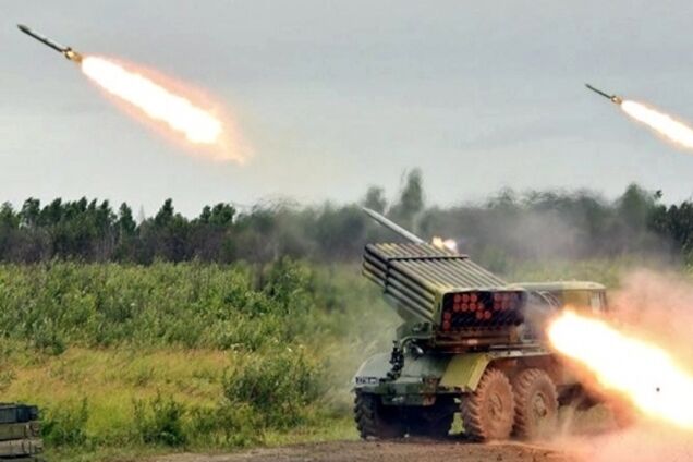 Боевики накрыли 'Градами' Попасную. Опубликовано видео